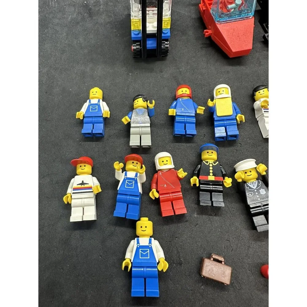Vintage Lego‎ Minifigure Lot Space Town Late 80's Early 90's Misc Items